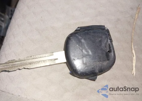 2011 Toyota Camry Le z USA, uszkodzony, nr VIN 4T1BF3EK5BU671352